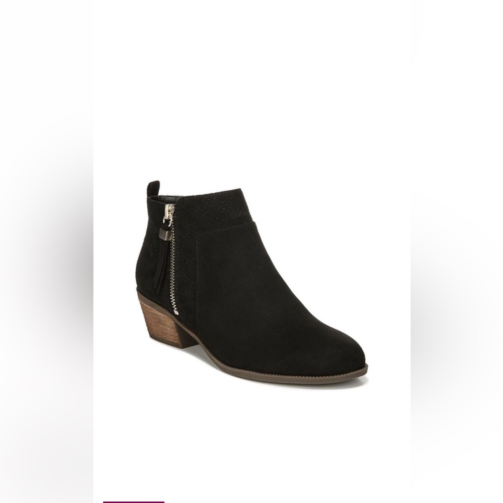 DR SCHOLLS 
Brianna Almond Toe Stacked Heel Booties 8 1/2